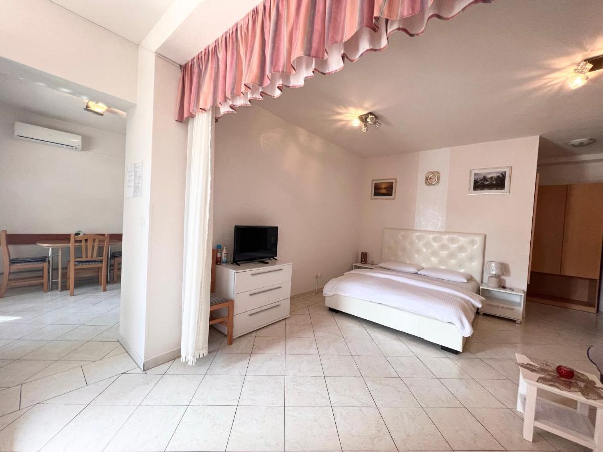 Apartments Tereza Novigrad Istria Extérieur photo