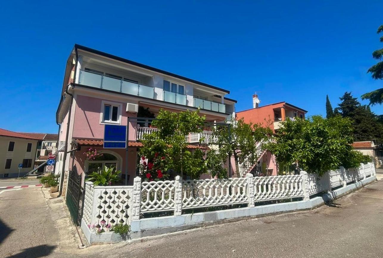 Apartments Tereza Novigrad Istria Extérieur photo